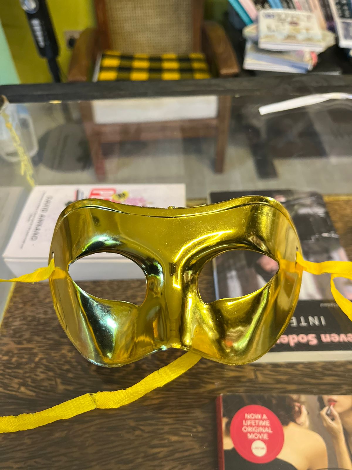 Gold Mask Plain